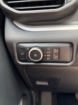 Used 2024 Ford Explorer XLT w/ Equipment Group 202A image 33