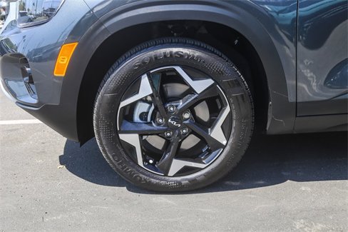 Certified 2024 Kia Seltos EX image 13