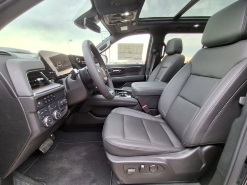 New 2025 Chevrolet Suburban Z71 w/ Z71 Off-Road Package image 10