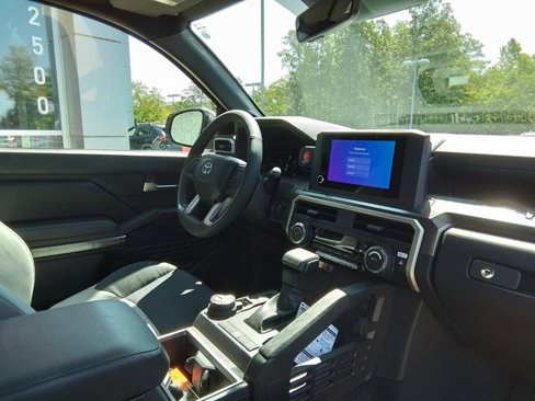 New 2025 Toyota Tacoma TRD Off-Road image 18
