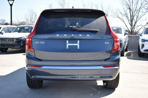 Used 2025 Volvo XC90 B6 Ultra w/ Protection Package Premier image 7
