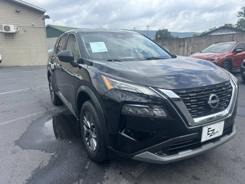 Used 2023 Nissan Rogue S image 3