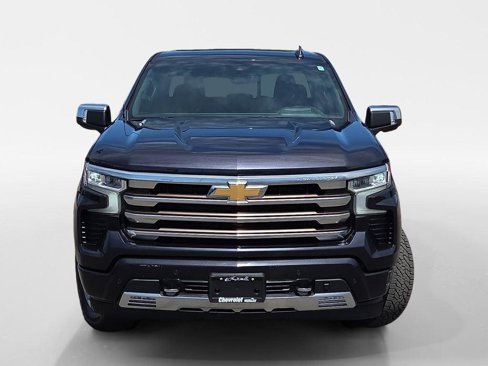 Used 2022 Chevrolet Silverado 1500 High Country w/ Technology Package image 8