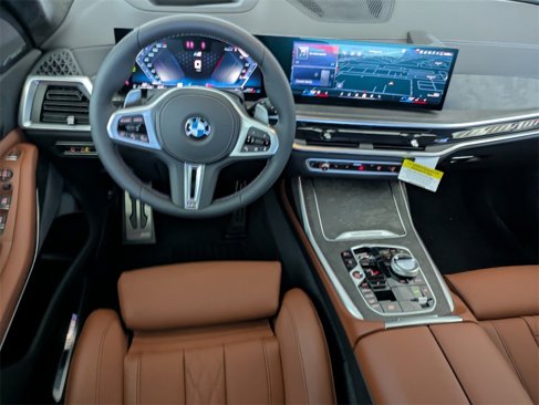 New 2026 BMW X7 M60i image 11