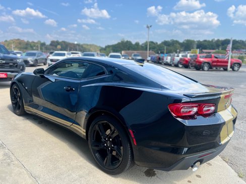 Used 2023 Chevrolet Camaro LT image 5