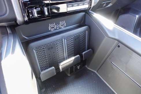 New 2025 RAM 3500 Laramie image 25