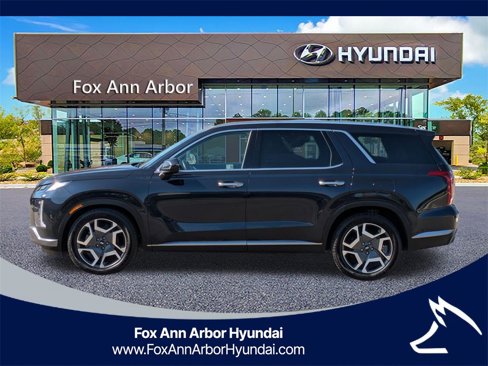 Used 2024 Hyundai Palisade SEL image 2