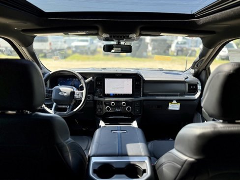 New 2025 Ford F350 Platinum image 30