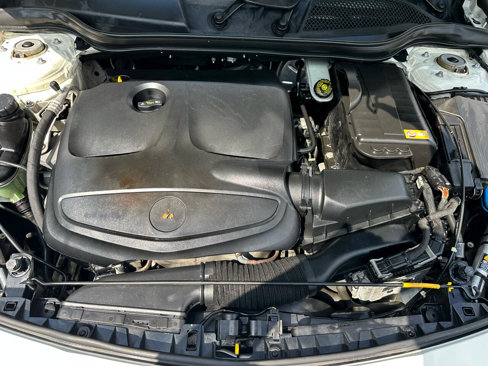 Used 2014 Mercedes-Benz CLA 250 image 35