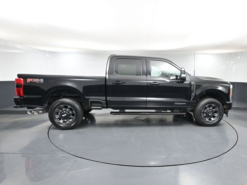Used 2023 Ford F250 Lariat w/ Lariat Ultimate Package image 4