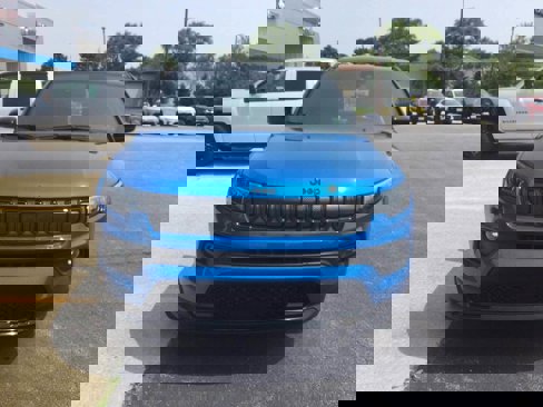 Used 2022 Jeep Compass Latitude w/ Convenience Group image 4