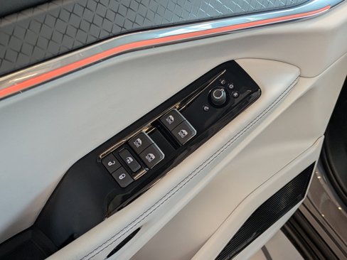 New 2025 Jeep Wagoneer Limited image 17