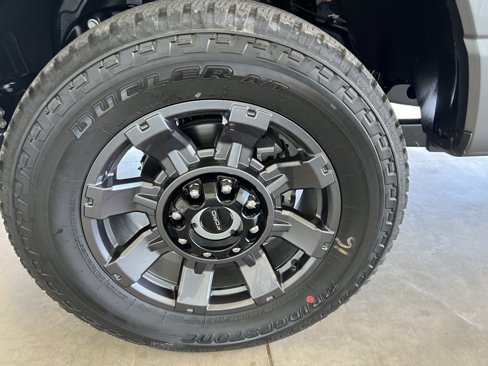 New 2026 Ford F250 4x4 Crew Cab Super Duty image 29