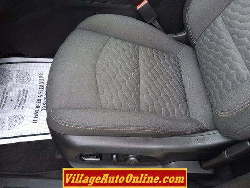 Used 2020 Chevrolet Equinox LT image 20