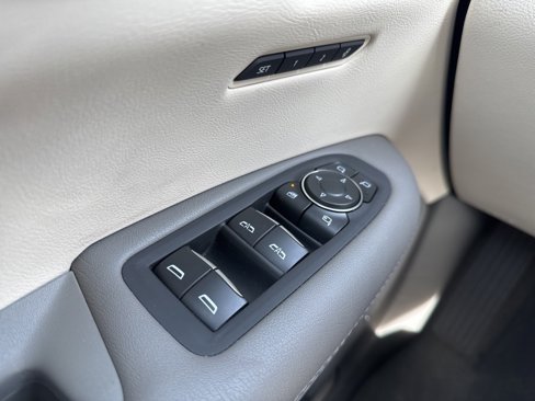 Used 2025 Cadillac XT5 Premium Luxury image 21