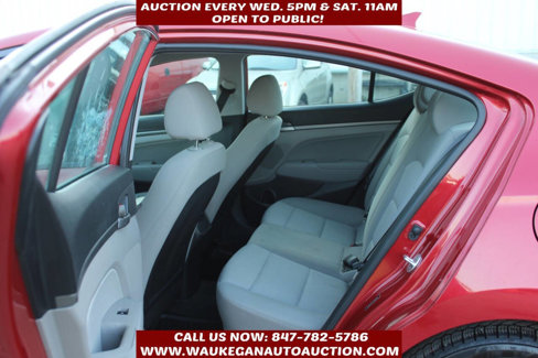Used 2018 Hyundai Elantra SEL image 7