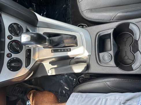 Used 2014 Ford Focus SE w/ Equipment Group 201A image 18