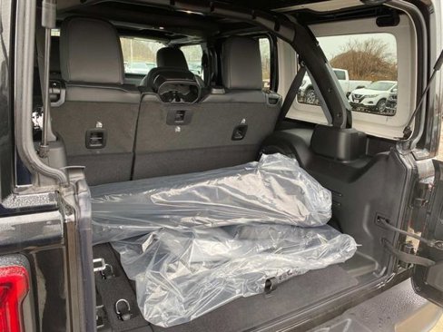 New 2025 Jeep Wrangler Unlimited Sahara w/ Safety Group image 4