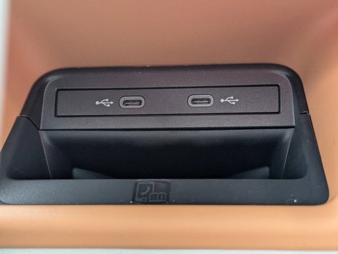 New 2025 Volkswagen ID. Buzz Pro S Plus image 22
