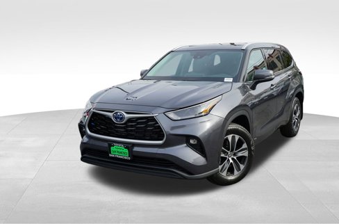 New 2025 Toyota Highlander XLE image 4