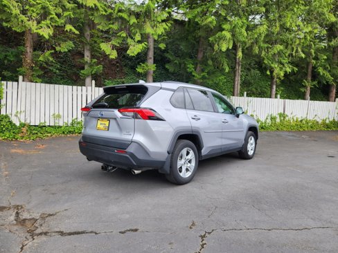 Used 2020 Toyota RAV4 LE w/ All Weather Liner Package image 20