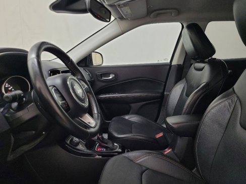 Used 2018 Jeep Compass Limited w/ Navigation Group image 17