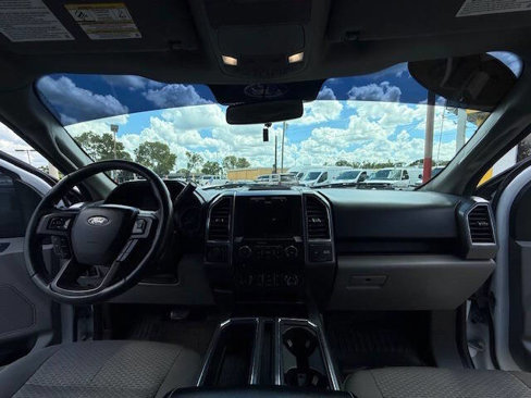 Used 2018 Ford F150 XLT w/ Equipment Group 302A Luxury image 15