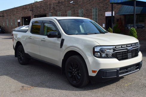 Used 2024 Ford Maverick Lariat w/ Black Appearance Package image 5