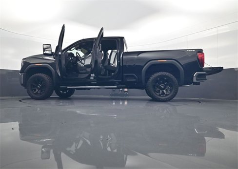 Used 2025 GMC Sierra 2500 SLE w/ SLE Value Package; image 34
