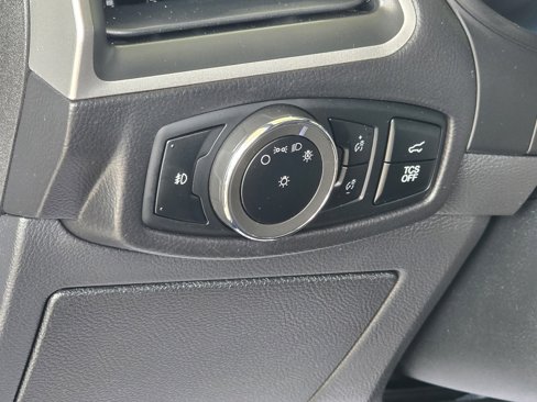Used 2024 Ford Edge ST-Line image 8