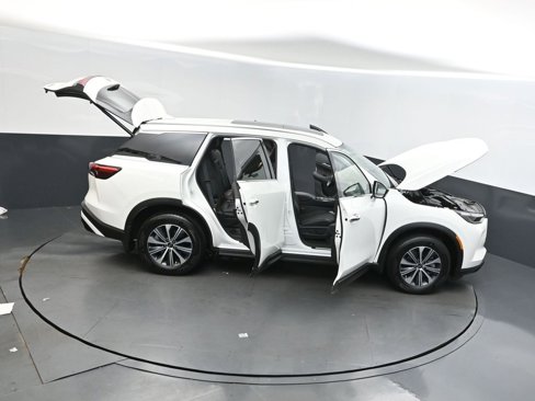 Used 2025 INFINITI QX60 Pure image 52