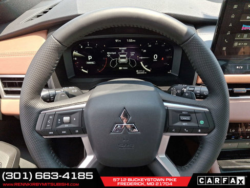 New 2025 Mitsubishi Outlander SEL image 17