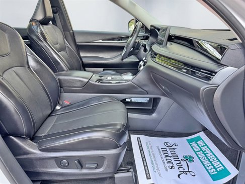 Used 2023 INFINITI QX60 Pure image 24
