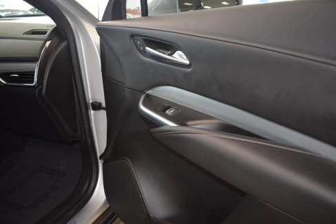 Used 2020 Cadillac XT4 Premium Luxury image 42