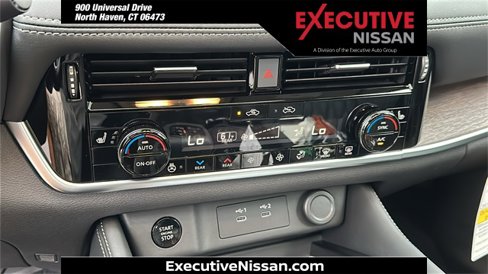 New 2026 Nissan Rogue Platinum w/ Platinum Premium Package image 18