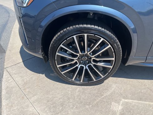New 2026 Volvo XC90 B6 Plus image 9