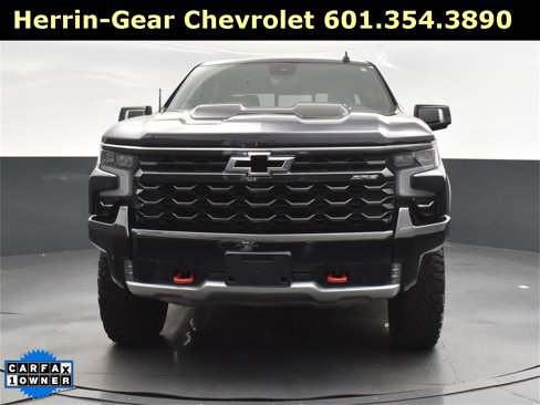 Used 2023 Chevrolet Silverado 1500 ZR2 w/ Technology Package image 10