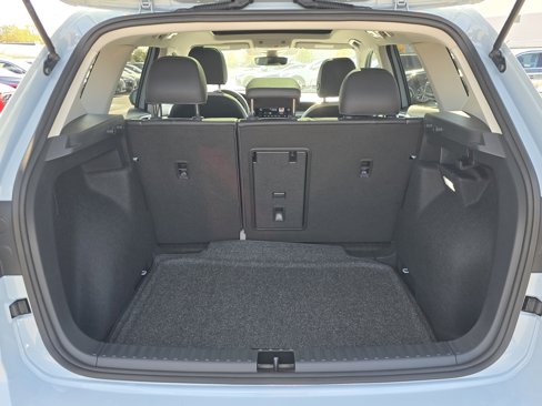 New 2025 Volkswagen Taos SE image 15