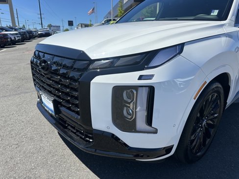 Used 2025 Hyundai Palisade Calligraphy image 3