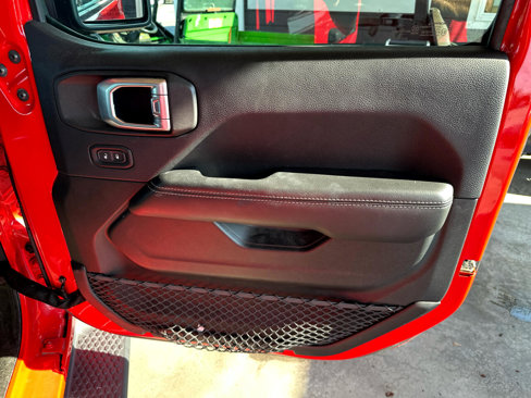 Used 2018 Jeep Wrangler Unlimited Sahara w/ Dual Top Group image 55