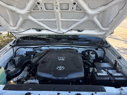 Used 2009 Toyota Tacoma PreRunner image 32