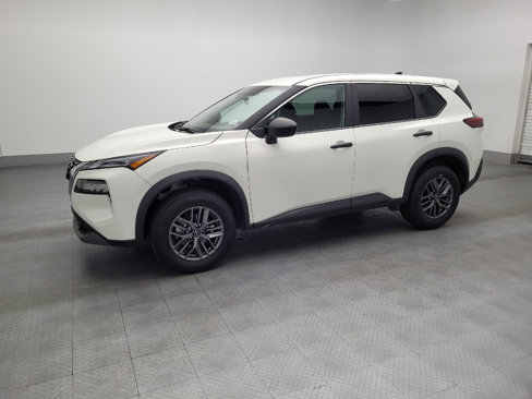 Used 2023 Nissan Rogue S image 2