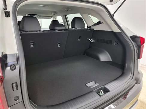 New 2026 Kia Seltos S image 16