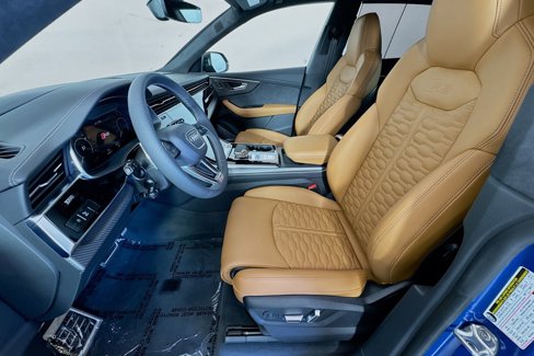 New 2025 Audi RS Q8 performance image 18