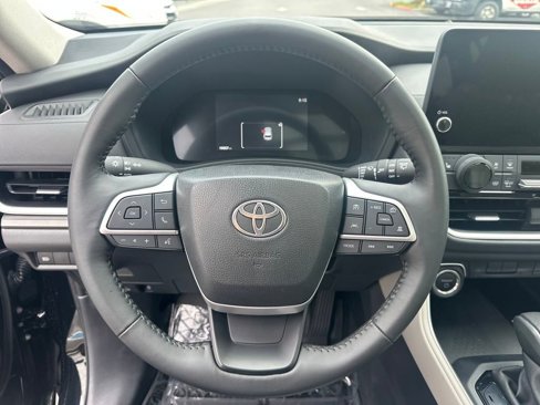 Certified 2024 Toyota Grand Highlander XLE image 18