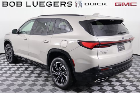 New 2026 Buick Enclave Sport Touring w/ Power Package image 4