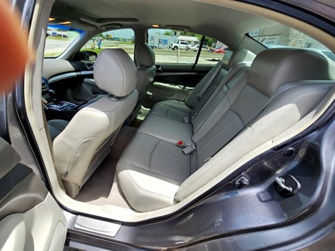 Used 2013 INFINITI G37 Journey image 13