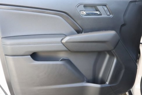 New 2026 GMC Canyon Elevation w/ Convenience Package image 9