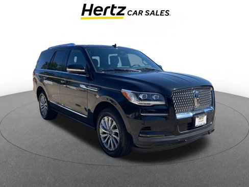 Used 2024 Lincoln Navigator Premiere image 1
