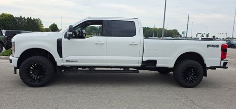 Used 2024 Ford F350 Lariat w/ Black Appearance Package image 4